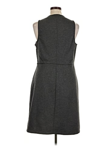Old Navy Casual Dress (view 2)