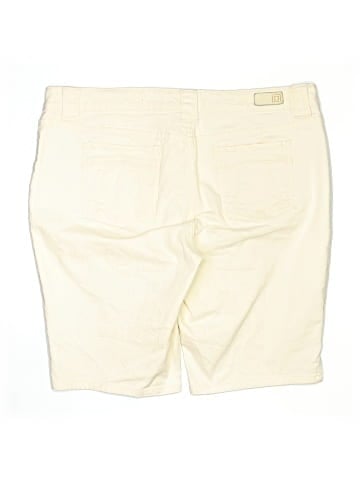 Liz Claiborne Khaki Shorts (view 2)