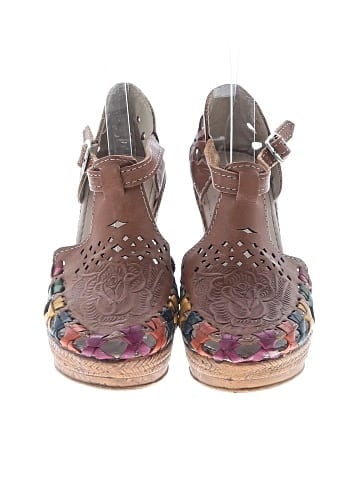 Unbranded Wedges (view 2)