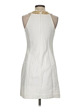 lilly pulitzer white and gold dress Women's Mila Lace Dress, Size 8 The peekaboo cutout in the back is our favorite detail on the Eliot Shift Lilly Pulitzer Mialeigh Elbow Sleeve