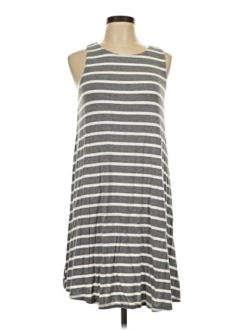 Old Navy Casual Dress (view 1)