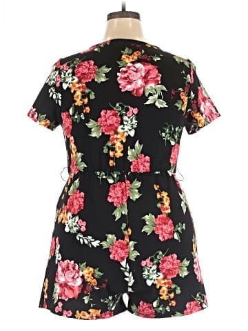 Emery Rose Romper (view 2)