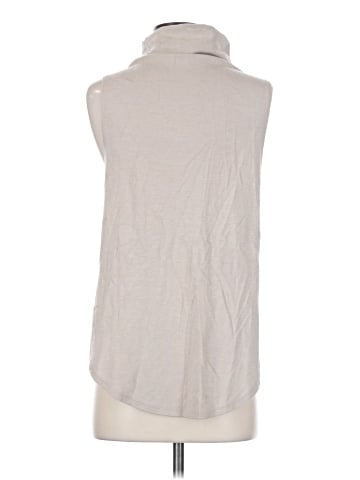 Leith Sleeveless Blouse (view 2)