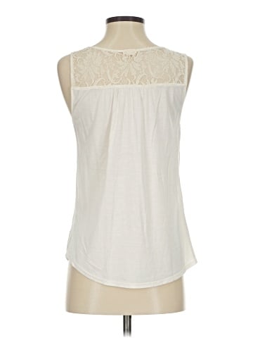 Tiny Sleeveless Blouse (view 2)