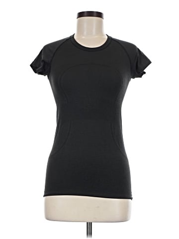 Lululemon Athletica Short Sleeve T-Shirt (view 1)
