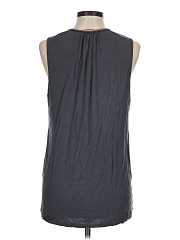 DR2 Sleeveless Blouse (view 2)