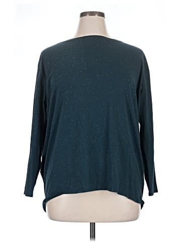Lululemon Athletica 3/4 Sleeve T-Shirt (view 1)