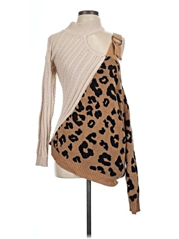 Andree by UNIT Pullover Sweater (view 1)