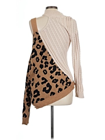 Andree by UNIT Pullover Sweater (view 2)