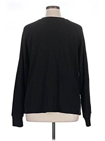 Old Navy Pullover Sweater (view 2)