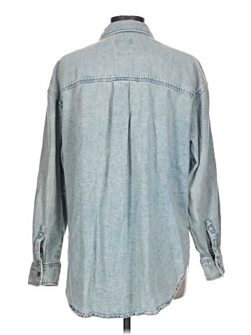 Universal Thread Long Sleeve Button-Down Shirt (view 2)