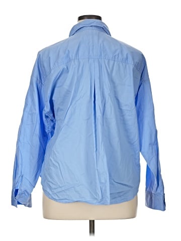Old Navy Long Sleeve Button-Down Shirt (view 2)