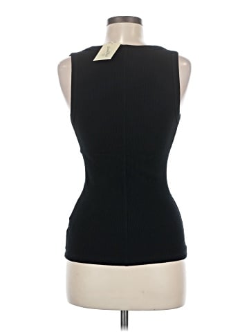 Universal Thread Tank Top (view 2)