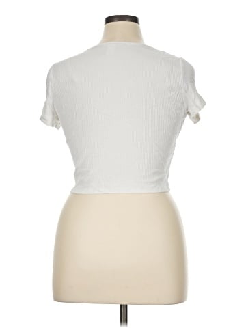 H&M Short Sleeve T-Shirt (view 2)