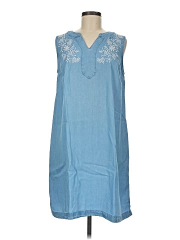 Croft & Barrow Casual Dress (view 1)