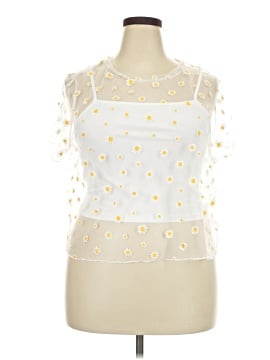 Shein Curve Sleeveless Blouse (view 1)