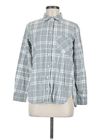 Old Navy Long Sleeve Button-Down Shirt (view 1)
