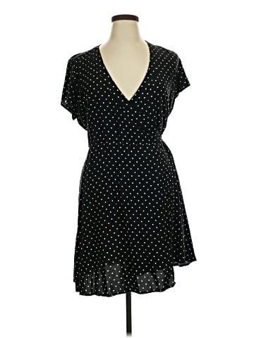 Old Navy Casual Dress (view 1)