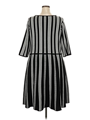 Danny And Nicole Casual Dress (view 2)