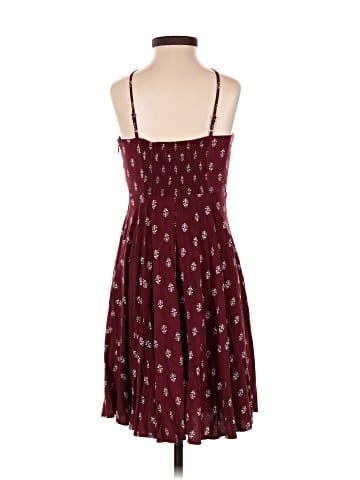 Old Navy Casual Dress (view 2)