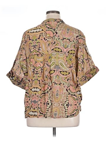 Chelsea & Theodore Short Sleeve Blouse (view 2)