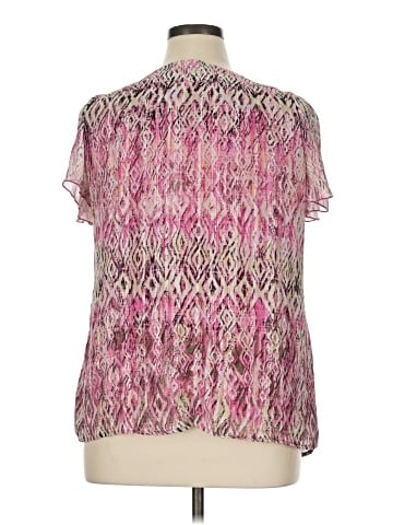 Sara Michelle Short Sleeve Blouse (view 2)