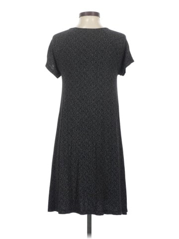 Old Navy Casual Dress (view 2)