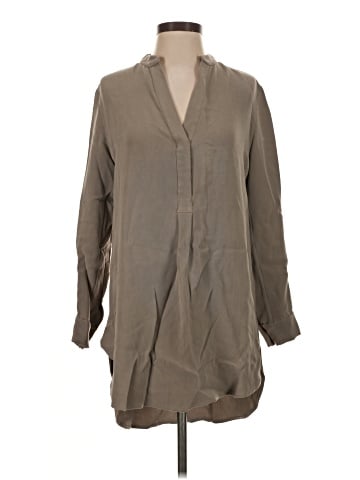 Babaton 3/4 Sleeve Silk Top (view 1)