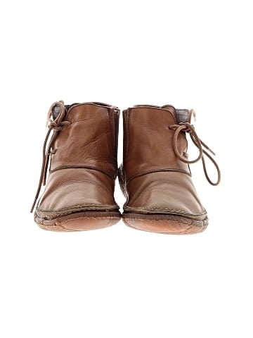 Pikolinos Ankle Boots (view 2)