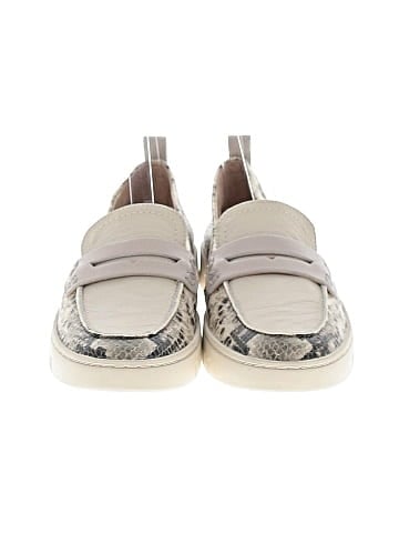 Vionic Flats (view 2)