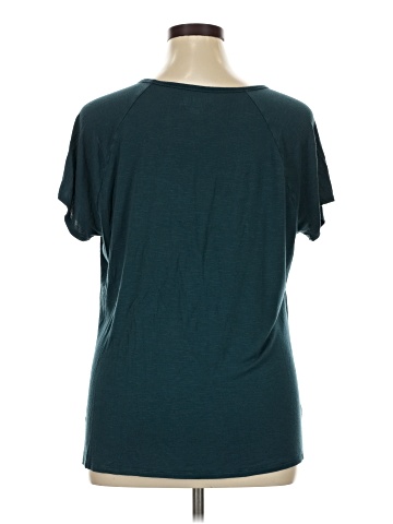 Time and Tru Short Sleeve T-Shirt (view 2)