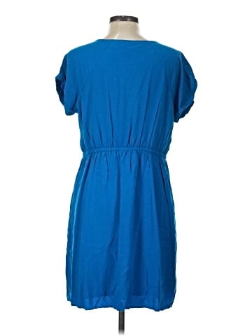 Old Navy Casual Dress (view 2)