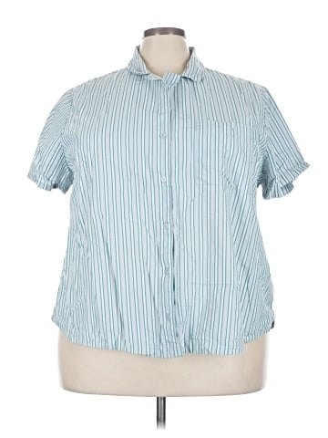 Old Navy Short Sleeve Button-Down Shirt (view 1)