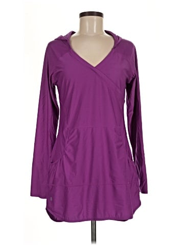 Athleta Long Sleeve T-Shirt (view 1)