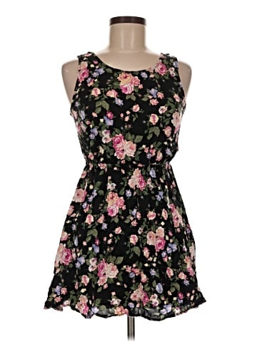 Forever 21 Casual Dress (view 1)