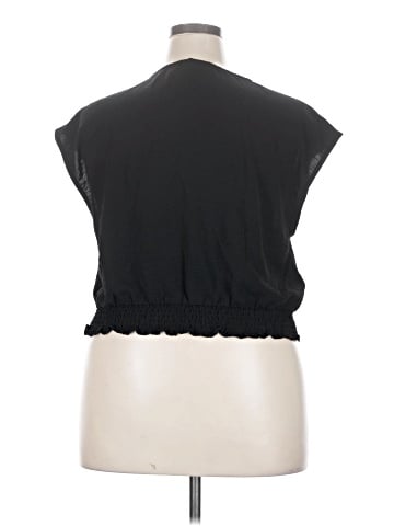 Fashion Sleeveless T-Shirt (view 2)