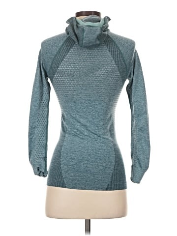 Oysho 3/4 Sleeve Turtleneck (view 2)