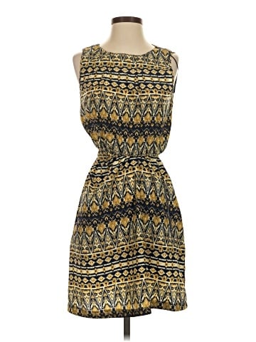 Suzy Shier Casual Dress (view 1)