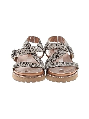 Universal Thread Sandals (view 2)