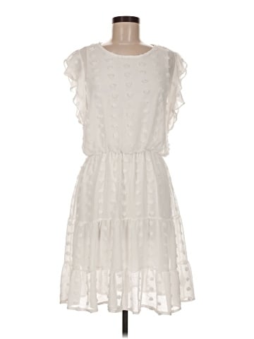Betsey's Boutique Shop Casual Dress (view 1)