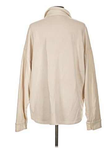 Victoria's Secret Pink Long Sleeve Button-Down Shirt (view 2)