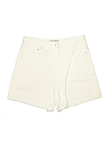 Everlane Khaki Shorts (view 1)
