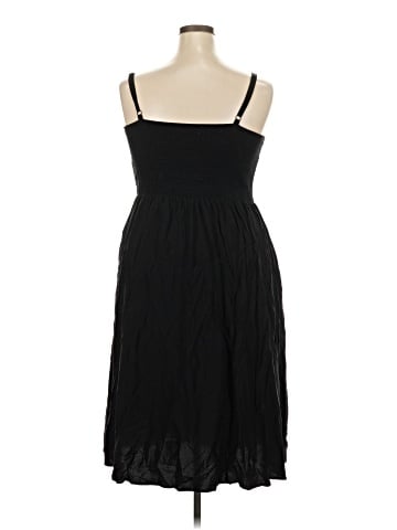 Old Navy Casual Dress (view 2)