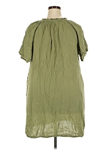 Old Navy Casual Dress (view 2)