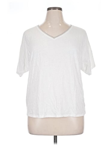 Chico's Short Sleeve T-Shirt (view 1)