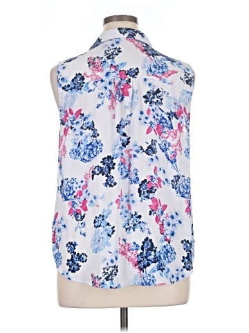 Elle Sleeveless Blouse (view 2)