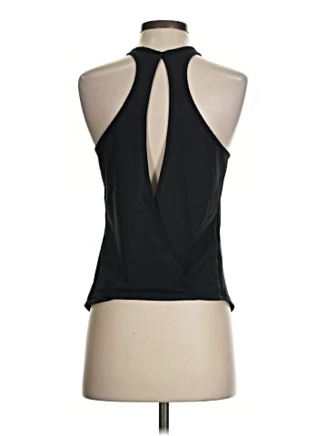 Under Armour Tank Top (view 2)