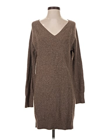 Old Navy Casual Dress (view 1)
