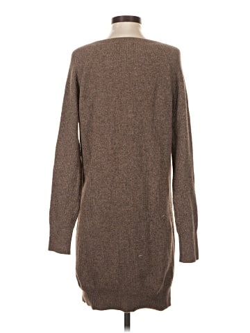 Old Navy Casual Dress (view 2)