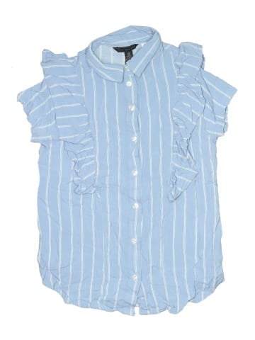 Coupé Collection Sleeveless Button-Down Shirt (view 1)